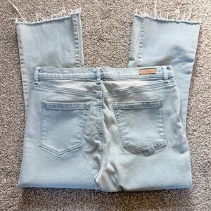 BlankNYC The Varick Light Wash Frayed Hem Jeans, Size 31